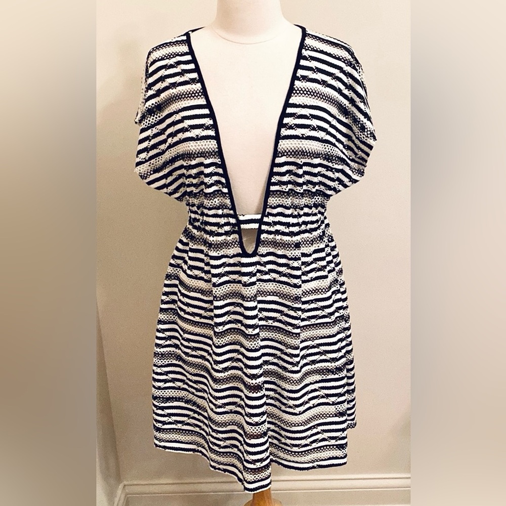 Blue Island Black White Striped Deep V-Neck Dolman Sleeve Swim Coverup Size 1X